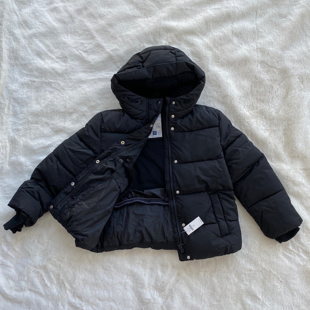 GAP COAT - BLACK PUFFER JACKET (NWT)
